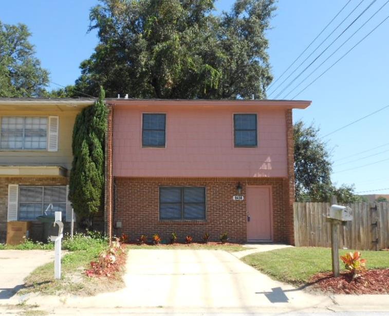 Single family at 8430 OLD SPANISH TRL, Escambia County FL — foreclosure auction