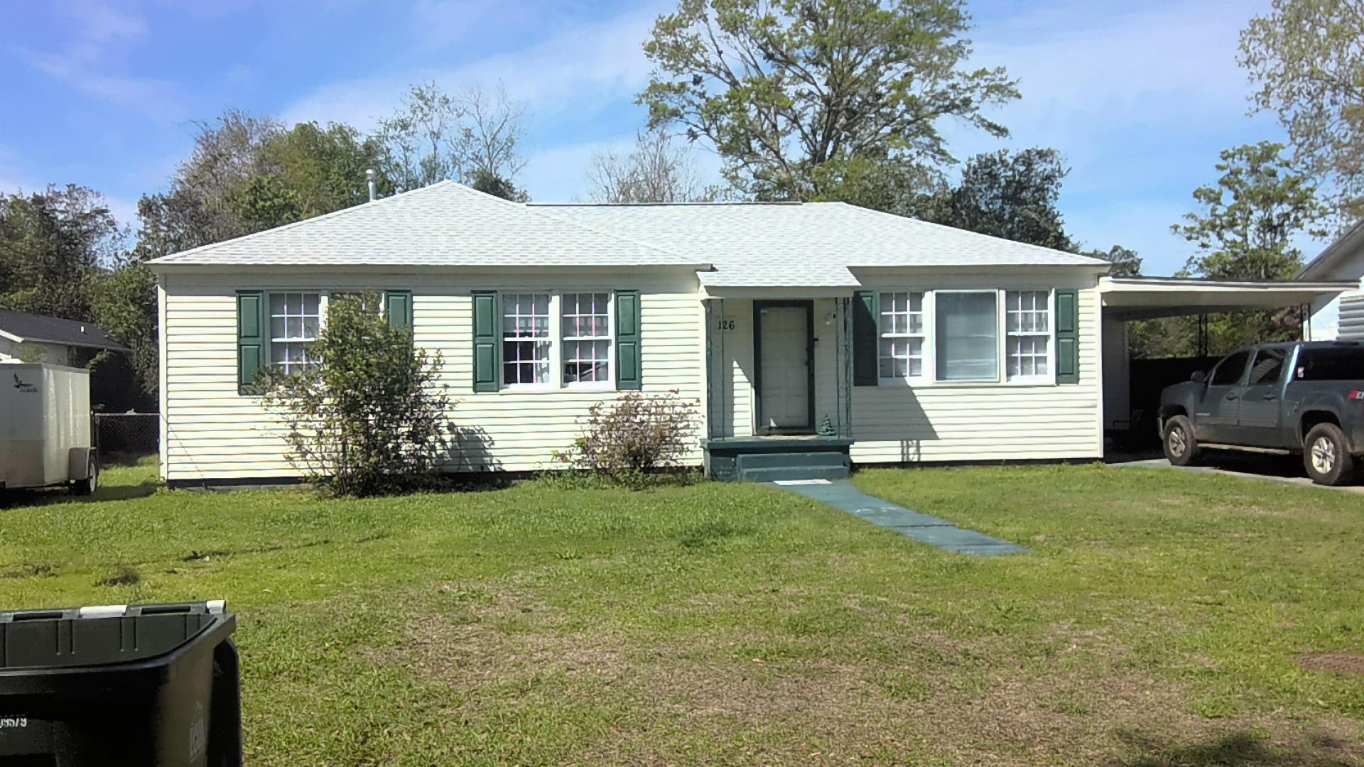 Single family at 126 MINTZ LN, Escambia County FL — foreclosure auction