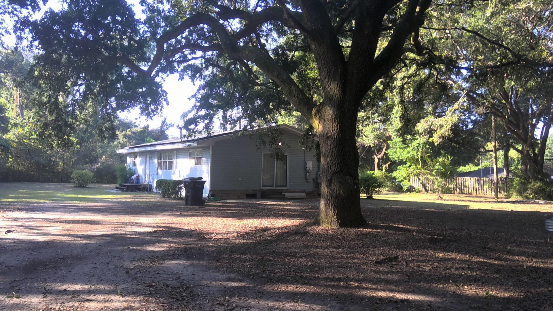 Single family at 4045 AUDUBON DR, Escambia County FL — foreclosure auction