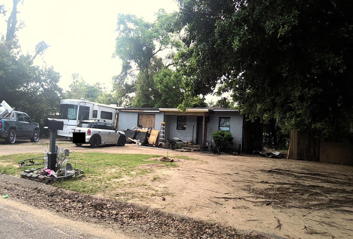 Single family at 151 N GARFIELD, Escambia County FL — foreclosure auction