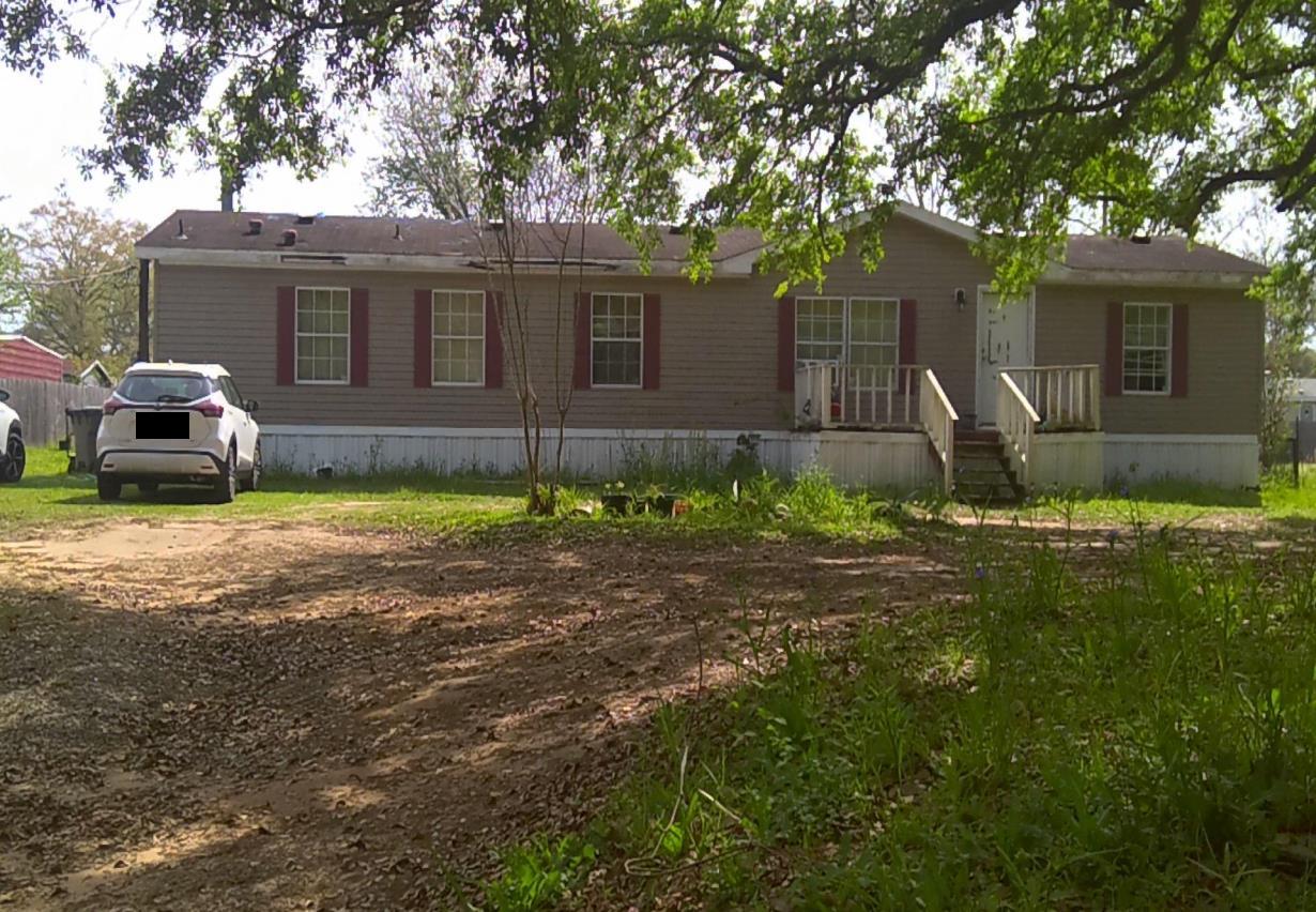 Single family at 1894 W KINGSFIELD RD, Escambia County FL — foreclosure auction