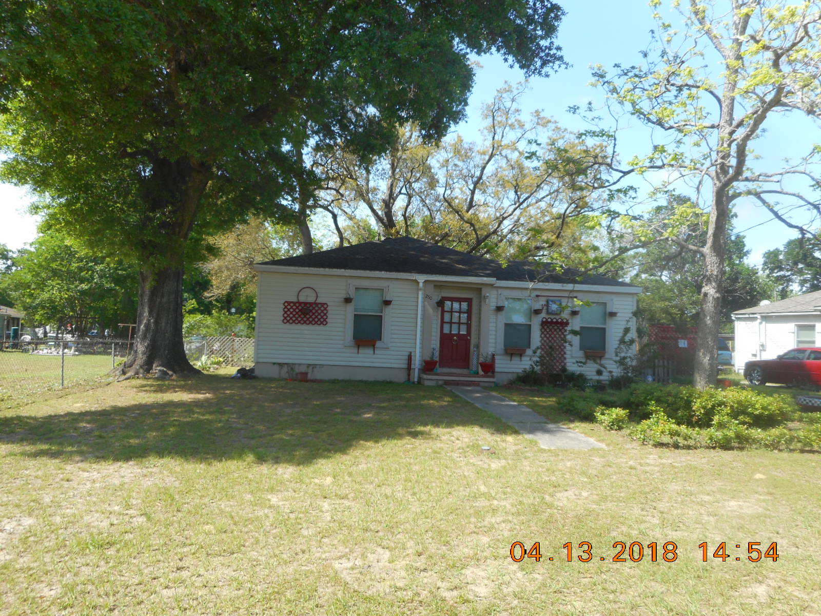 Single family at 250 CHESTNUT ST, Escambia County FL — foreclosure auction