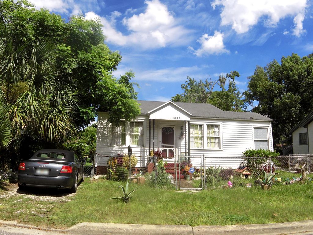 Street-level photo near 7521 WILDER AVE