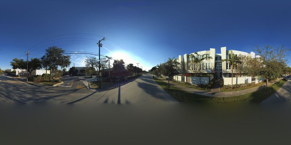 Street-level photo near 754 SE 16 CT