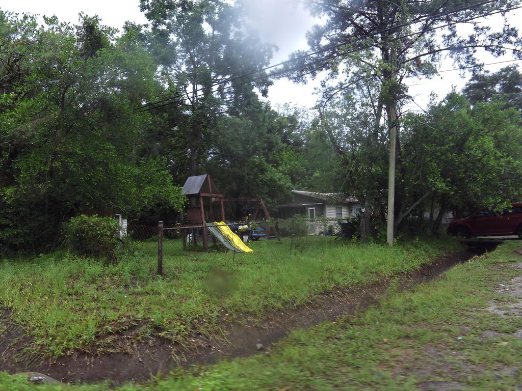 Street-level photo near 12659 PALMETTO ST