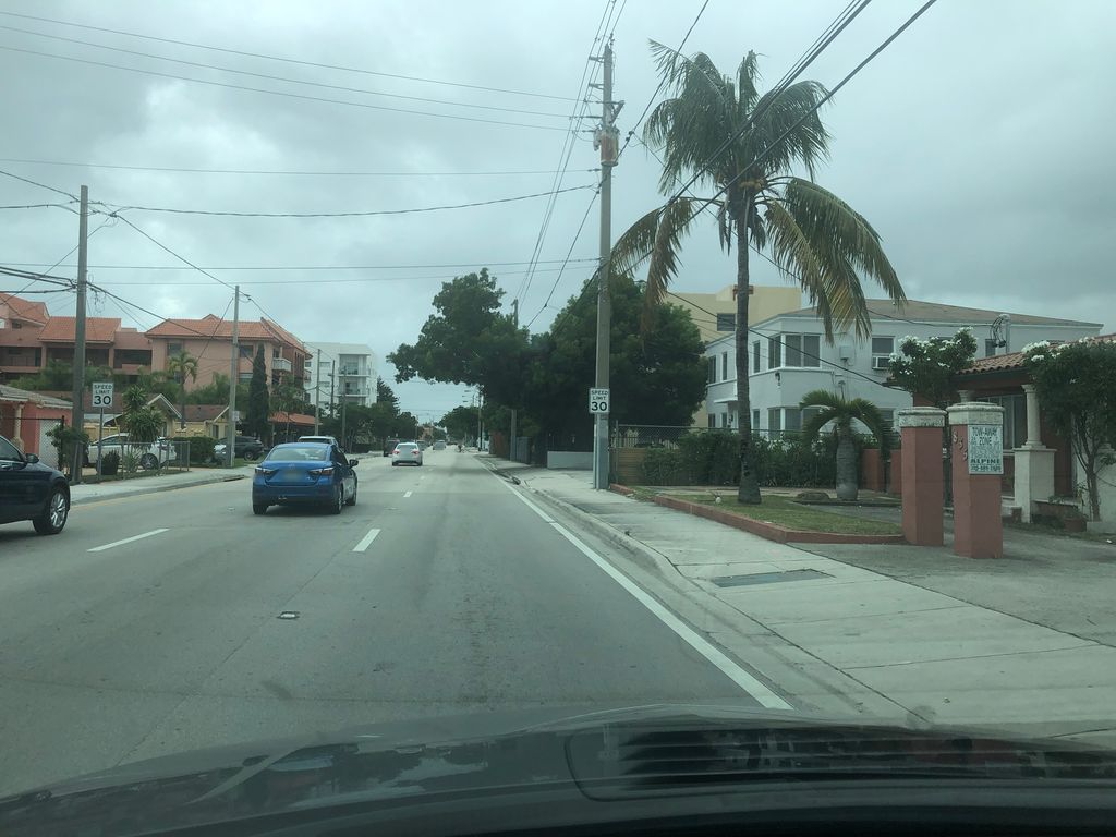 Street-level photo near 872 SW 7 TER