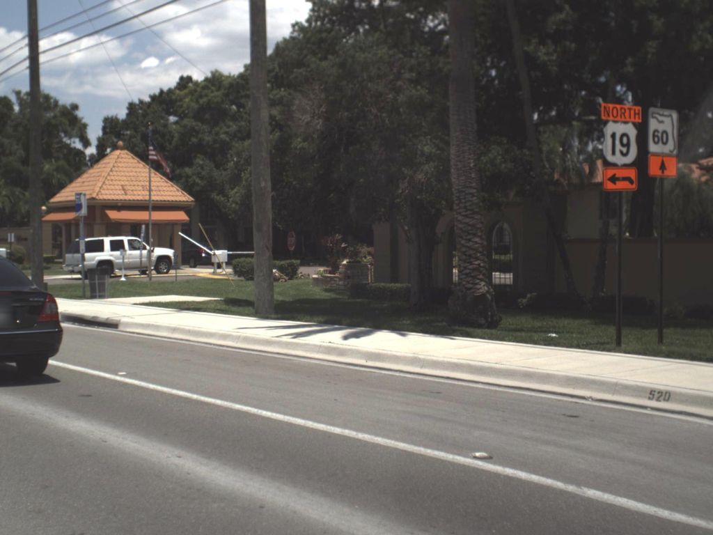 Street-level photo near 19029 US HIGHWAY 19 N # 9-207