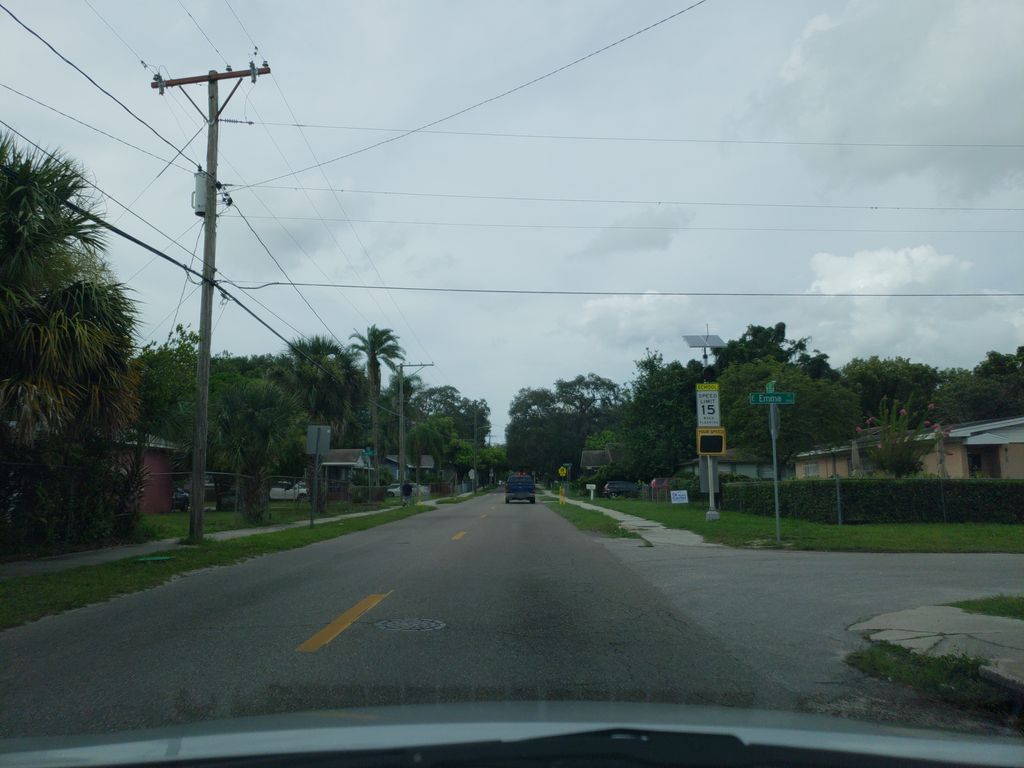 Street-level photo near 1521 E EMMA ST