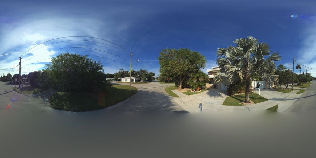Street-level photo near 1624 NE 33RD ST