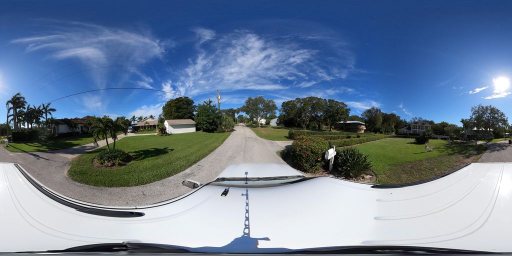 Street-level photo near 808 35TH AVENUE DR W