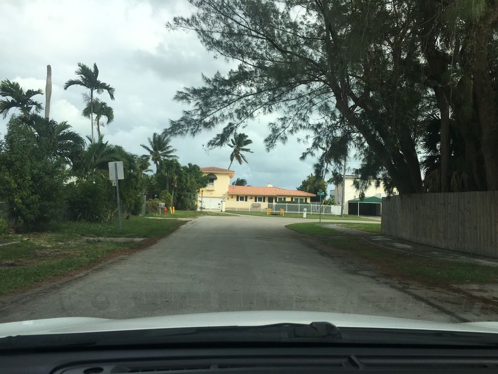 Street-level photo near 11113 BISCAYNE BLVD 1858