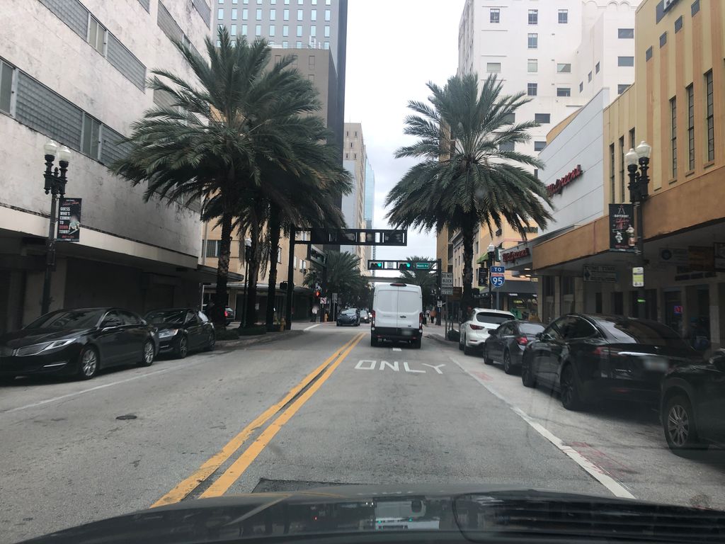 Street-level photo near MIAMI, FL- 33187
