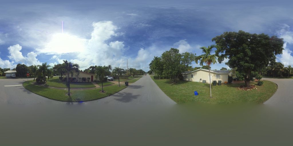 Street-level photo near 402 NE 10TH TER