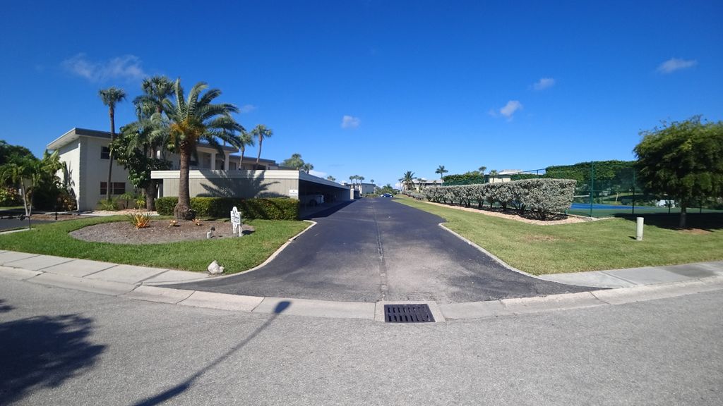 Street-level photo near 6500 FLOTILLA DR UNIT 112