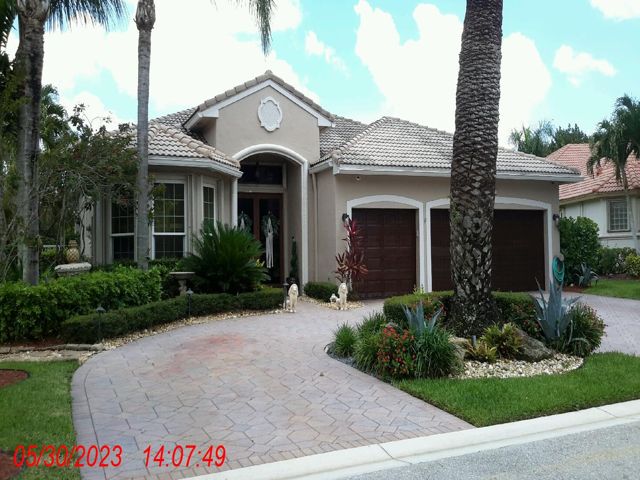 4-bed single family at 5832 NW 54 CIRCLE, Coral Springs FL — foreclosure auction