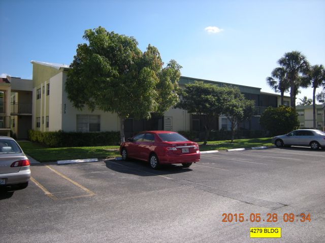 2-bed single family at 4269 NW 89 AVENUE #106, Coral Springs FL — foreclosure auction