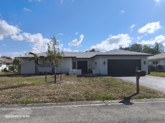 4-bed single family at 4221 NW 107 AVENUE, Coral Springs FL — foreclosure auction