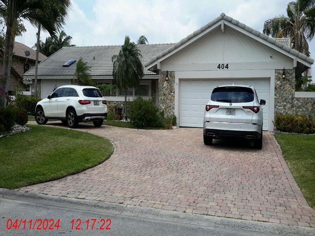4-bed single family at 404 NW 112 AVENUE, Coral Springs FL — foreclosure auction