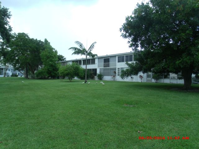 1-bed single family at 167 OAKRIDGE L #167, Deerfield Beach FL — foreclosure auction