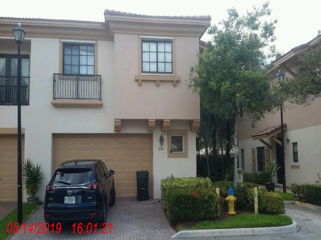 3-bed single family at 6081 GRAND CYPRESS CIRCLE W, Coconut Creek FL — foreclosure auction
