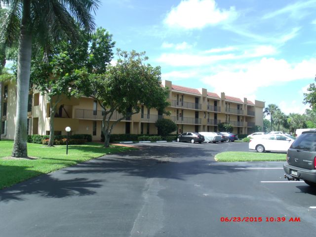2-bed single family at 6403 CORAL LAKE DRIVE #103, Margate FL — foreclosure auction