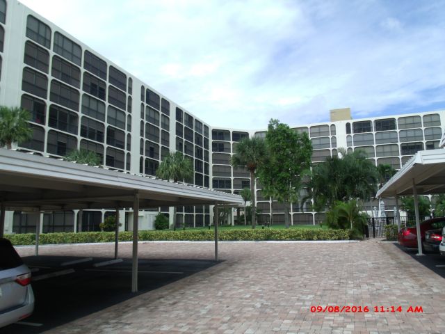 2-bed single family at 1627 RIVERVIEW ROAD #110, Deerfield Beach FL — foreclosure auction