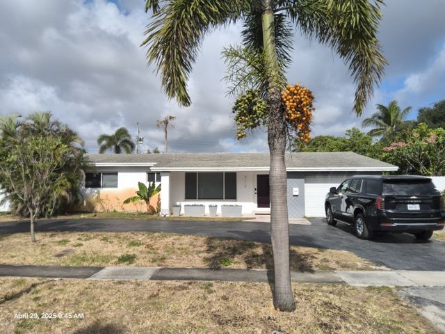 4-bed single family at 317 SE 7 AVENUE, Deerfield Beach FL — foreclosure auction