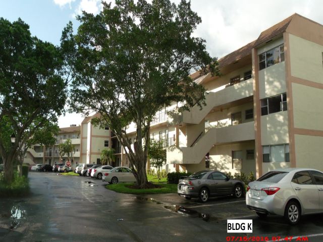 1-bed single family at 8300 SANDS POINT BOULEVARD #205K, Tamarac FL — foreclosure auction