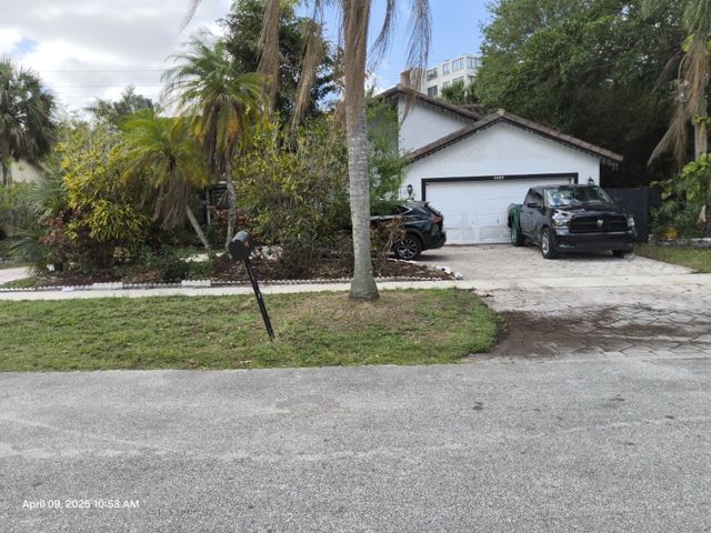 3-bed single family at 6550 NW 44 COURT, Lauderhill FL — foreclosure auction