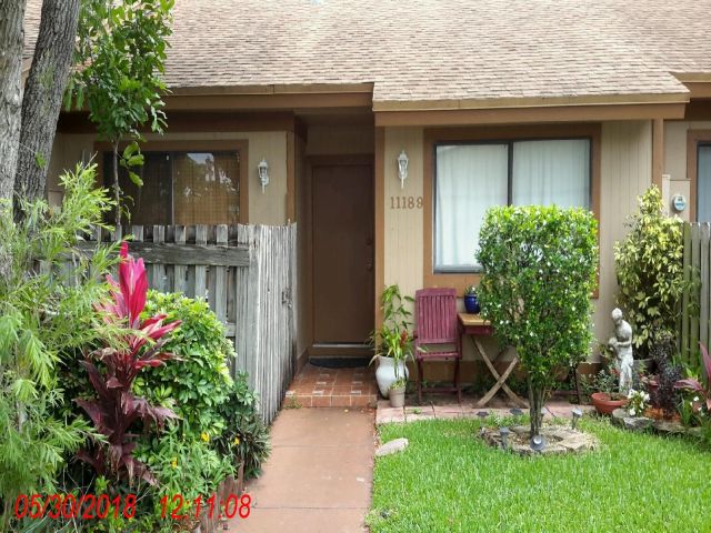 3-bed single family at 11189 NW 37 STREET, Sunrise FL — foreclosure auction