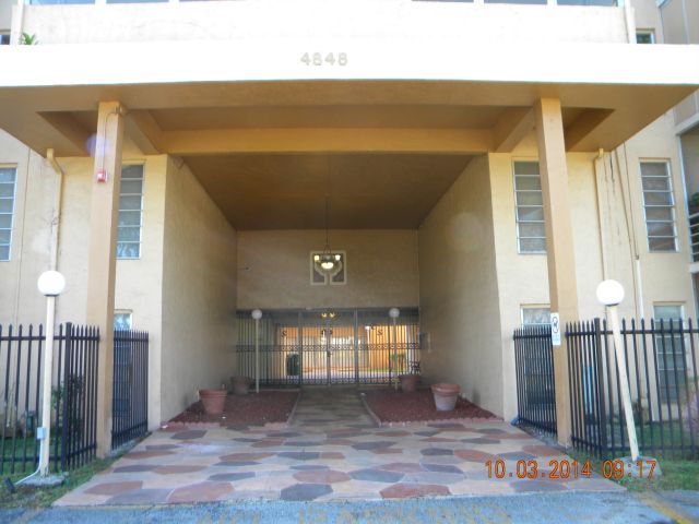 1-bed single family at 4848 NW 24 COURT #312, Lauderdale Lakes FL — foreclosure auction