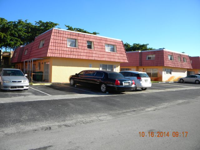 2-bed single family at 5321 NW 27 STREET #A4, Lauderhill FL — foreclosure auction