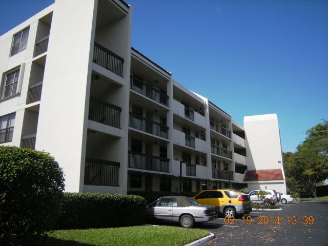 112 LAKE EMERALD DRIVE #310, OAKLAND PARK FL