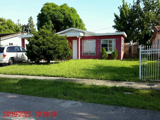 3-bed single family at 3261 NW 15 STREET, Lauderhill FL — foreclosure auction