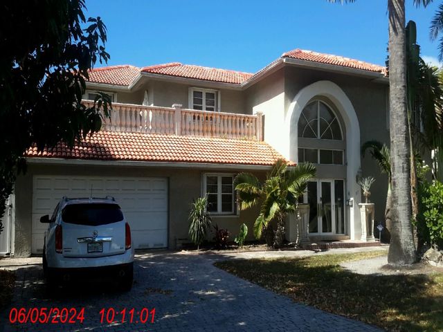 Single family at 37 FORT ROYAL ISLE, Fort Lauderdale FL — foreclosure auction