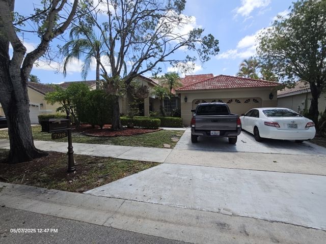 4-bed single family at 798 VERONA LAKE DRIVE, Weston FL — foreclosure auction