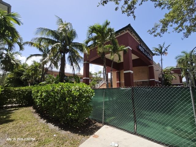 Single family at 375 N STATE ROAD 7, Plantation FL — foreclosure auction