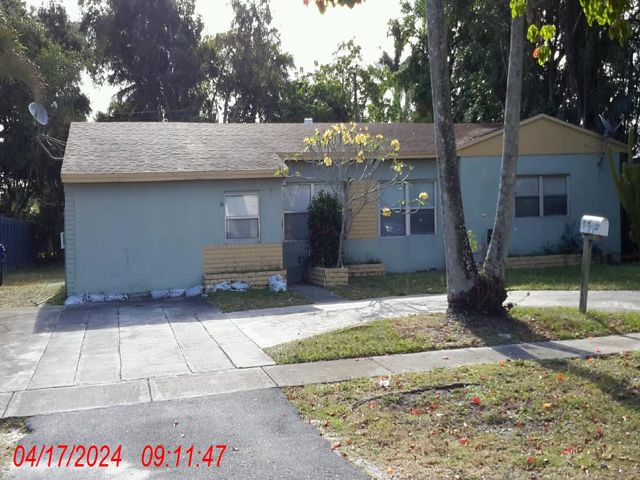 3-bed single family at 530 E MELROSE CIRCLE, Fort Lauderdale FL — foreclosure auction
