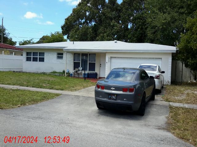 3-bed single family at 557 W DAYTON CIRCLE, Fort Lauderdale FL — foreclosure auction