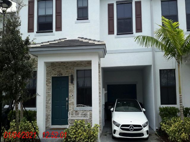 3-bed single family at 1610 SW 28 COURT, Fort Lauderdale FL — foreclosure auction