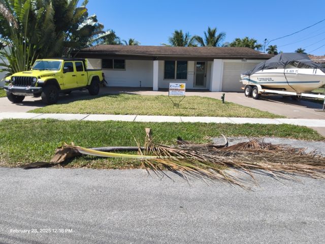 4-bed single family at 4461 SW 34 DRIVE, Dania Beach FL — foreclosure auction
