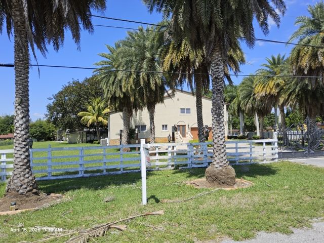 3-bed single family at 3850 SW 124 AVENUE, Miramar FL — foreclosure auction