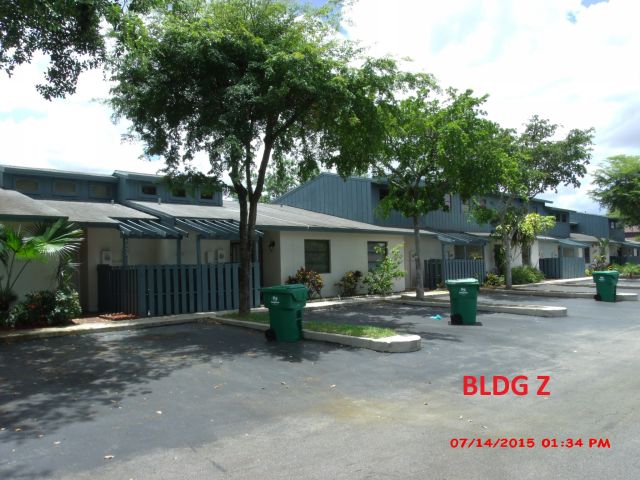 2-bed single family at 6804 SW 38 STREET #19-F, Miramar FL — foreclosure auction