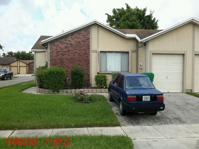 2-bed single family at 9721 W DAFFODIL LANE, Miramar FL — foreclosure auction