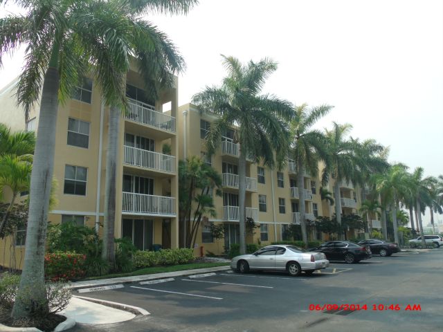 2-bed single family at 1341 SE 3 AVENUE #207, Dania Beach FL — foreclosure auction