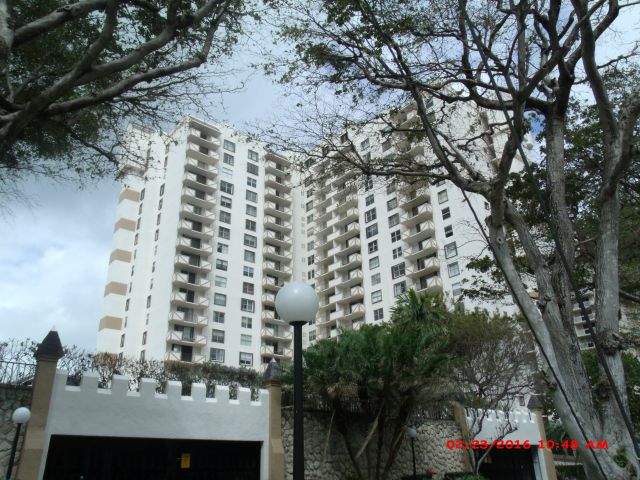 1865 S OCEAN DRIVE #5H, HALLANDALE BEACH FL