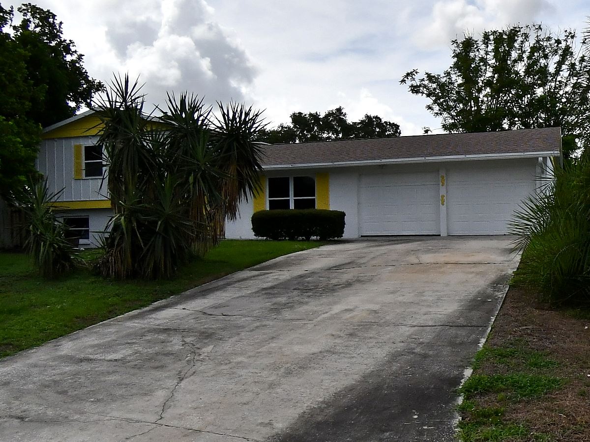 3-bed single family at 3388 SAVAGE RD, Sarasota County FL — foreclosure auction