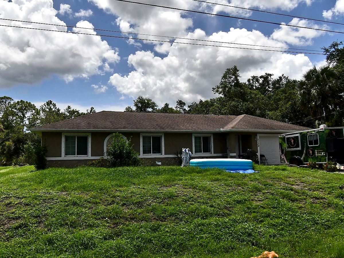 3-bed single family at 5139 TOWER ST, Sarasota County FL — foreclosure auction