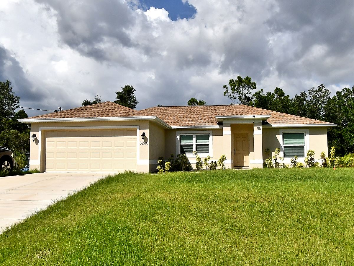 3-bed single family at 5260 BOBWHITE ST, Sarasota County FL — foreclosure auction