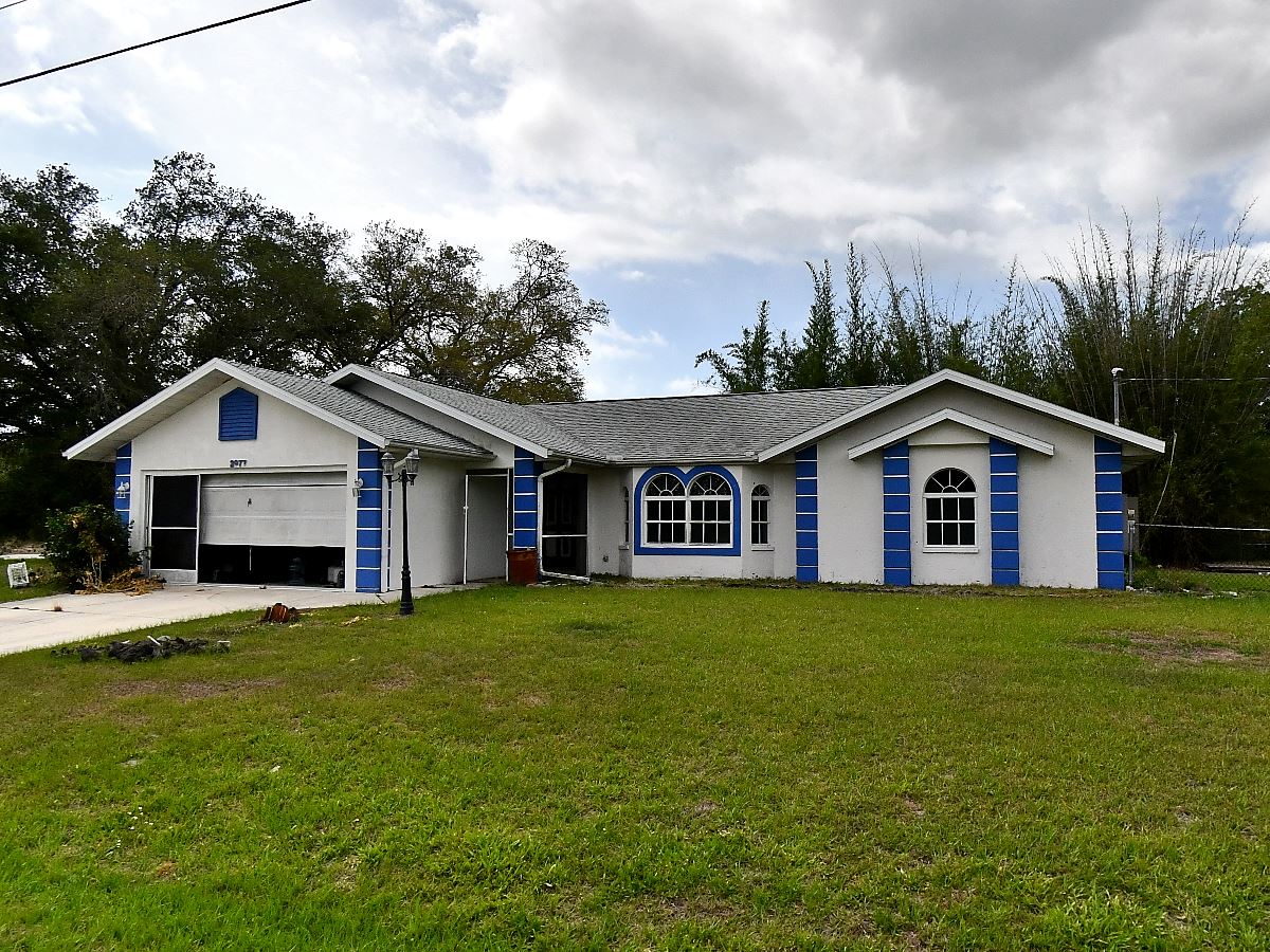 3-bed single family at 3977 NEW LONDON ST, Sarasota County FL — foreclosure auction